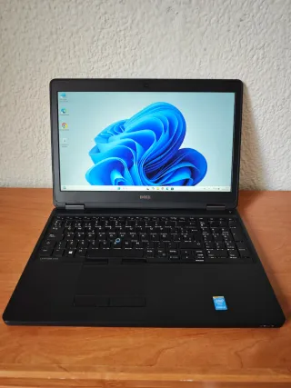 DELL i5 16GB 500GB 15" Full HD
