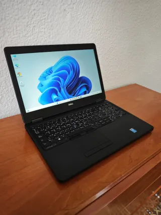 DELL i5 16GB 500GB 15" Full HD