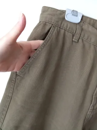 Pantalón cargo militar Stradivarius