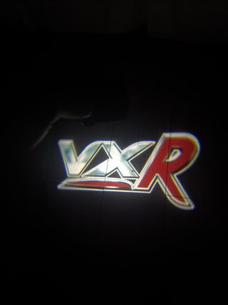 Luz cortesía VXR para puertas