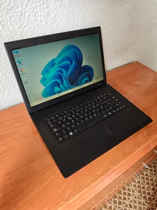 Portátil Samsung 15" 500GB Negro