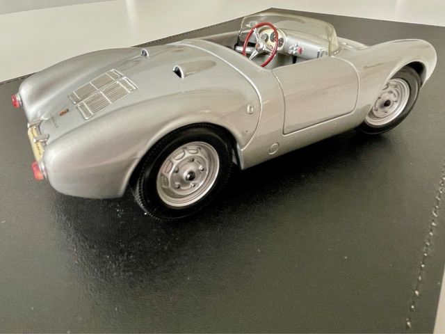 Porsche 550 Spyder Maisto 1:18