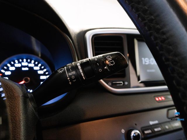 Kia Sportage 1.6 MHEV Business DCT 100kW (136CV) 4X2