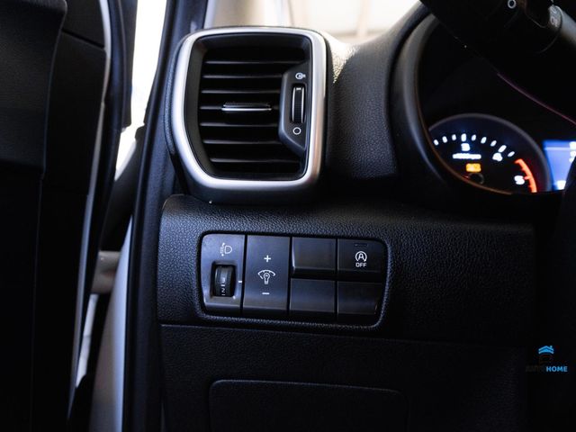 Kia Sportage 1.6 MHEV Business DCT 100kW (136CV) 4X2