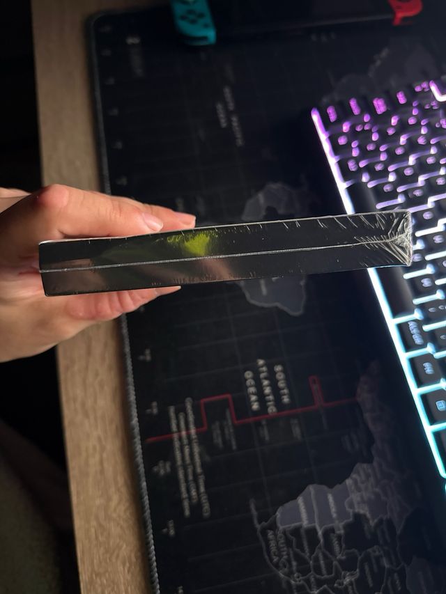 Tunic Edición Especial PRECINTADO NSW