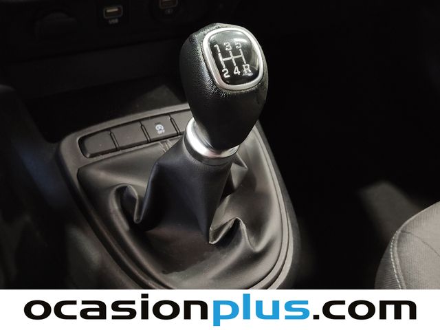 Hyundai i10 1.0 Essence 49 kW (67 CV)