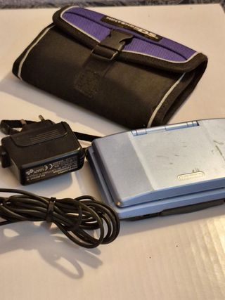 Nintendo DS Lite + Accesorios