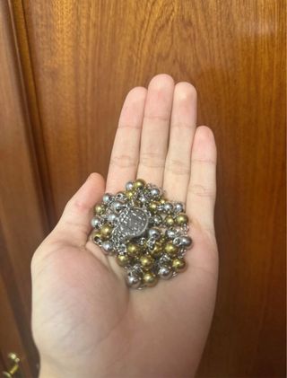 Rosario de oro y plata