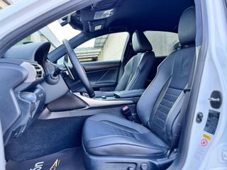 LEXUS IS 2.5 300h F Sport