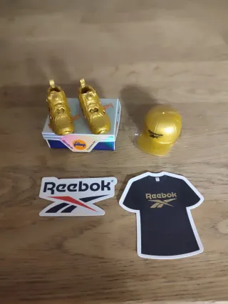 Mini Brands Reebok Zapatillas Doradas Ultra Raras