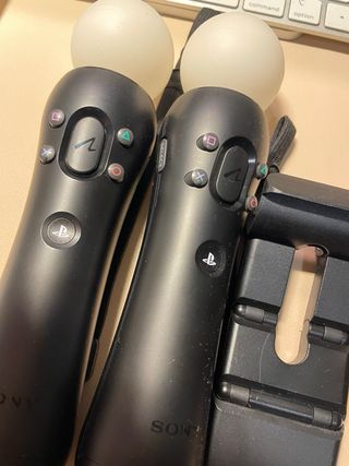 PS4 Pro 1TB + 2 DualShock + Gafas VR + 2 Move