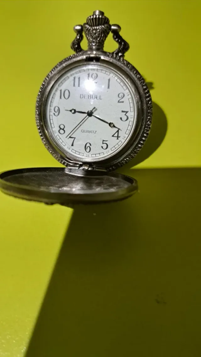 Reloj DEBULL Plata y Blanco