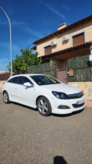 Opel Astra 2009
