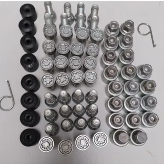 Se vende tornillos antirrobo VW GOLF MK7 AUDI SEAT