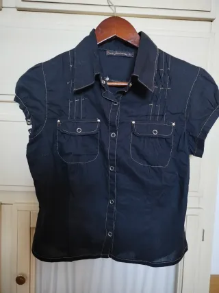 Camisa negra Stradivarius manga corta Talla S