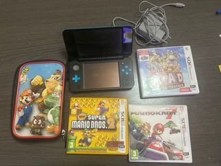 Nintendo 2DS Negra y Azul con juegos