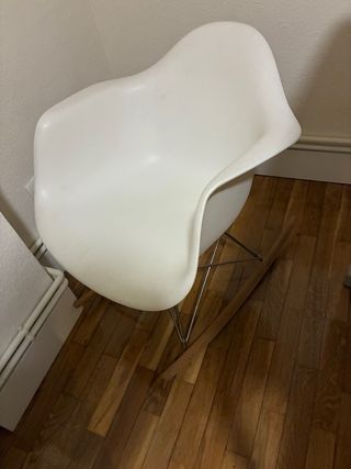 Silla Mecedora Blanca Diseño Moderno