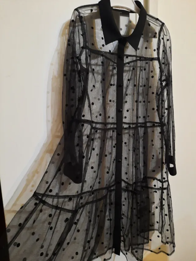 Abito tulle pois collo camicia
