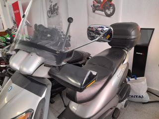 Piaggio Beverly 200