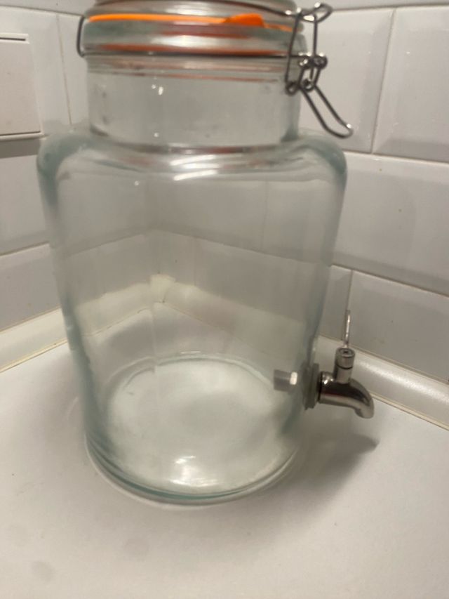 Dispensador agua cristal con grifo