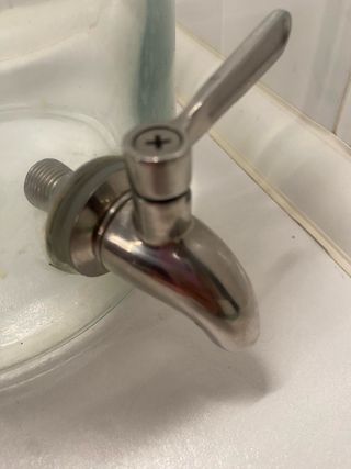 Dispensador agua cristal con grifo