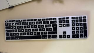 Teclado Matias Bluetooth + Ratón