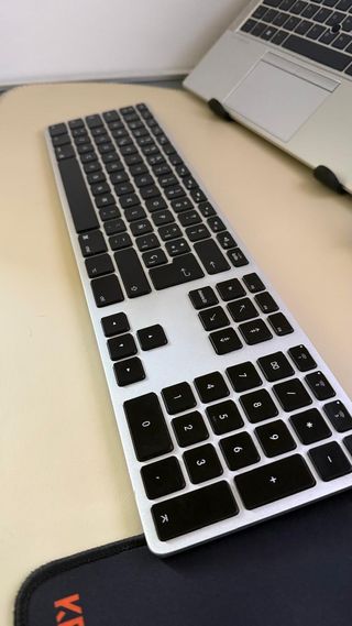 Teclado Matias Bluetooth + Ratón