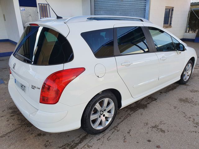Peugeot 308 2013