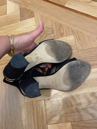 Sandalias negras gamuza Talla 38