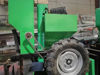 Sembradora de patatas para tractor