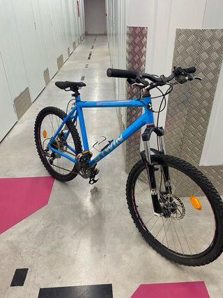 Bicicleta Btwin Rockrider 