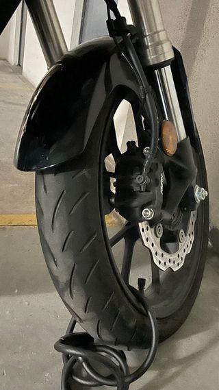 Honda CB125R Roja y Plata Precio navidad!