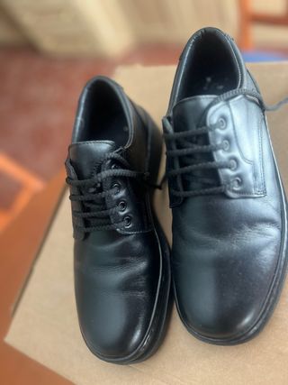 Zapatos planos negros de cordones mujer