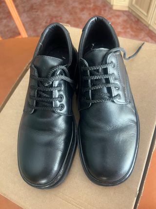 Zapatos planos negros de cordones mujer
