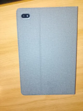 Tablet Qubo Negra con Teclado y Ratón