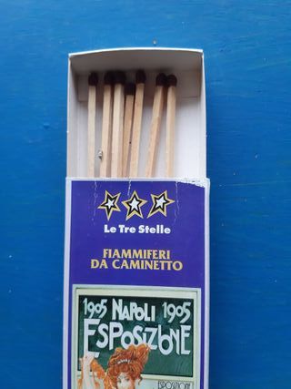Fiammiferi da caminetto Le Tre Stelle