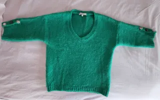 Jersey Morgan verde con botones joya