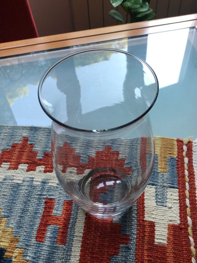 Vaso in vetro trasparente