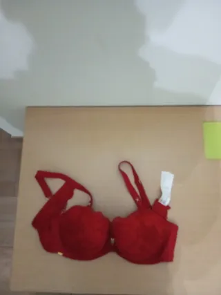 Conjunto sujetador y tanga Selmark rojo