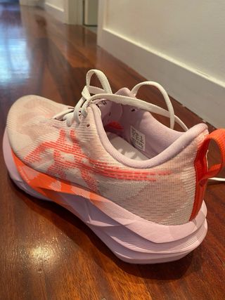 Zapatillas Asics Novablast 5 Running