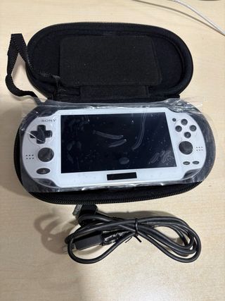 Playstation Vita ,pantalla blanca 