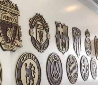 Escudos de fútbol personalizados
