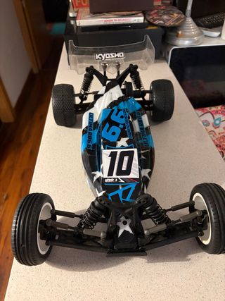 Kyosho Ultima RB6.6 RC Coche