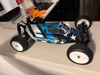 Kyosho Ultima RB6.6 RC Coche