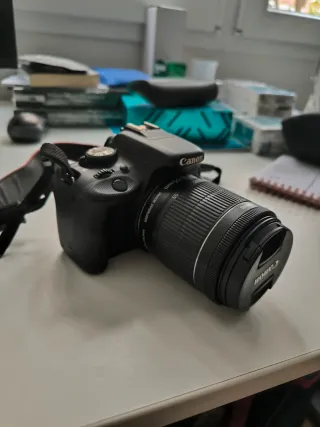 Cámara Réflex Canon EOS 100D Negra