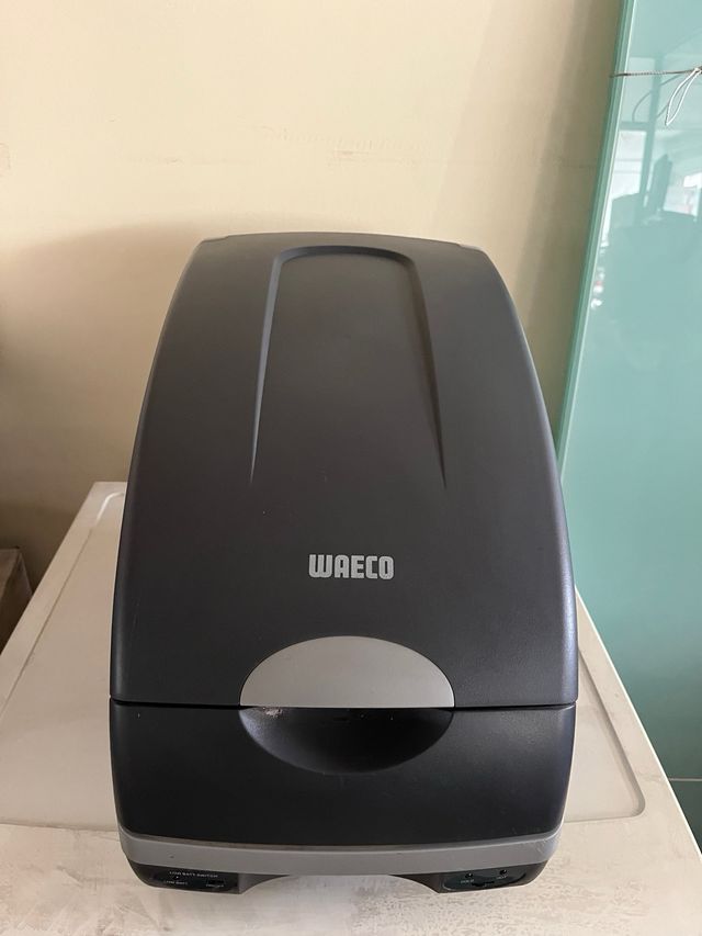 Nevera portátil WAECO