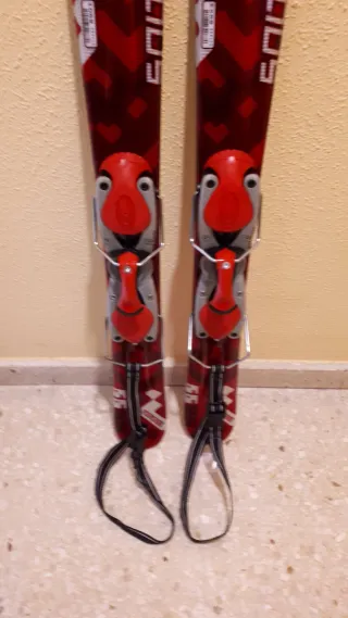 Skis  