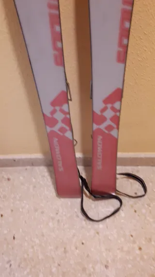 Skis  