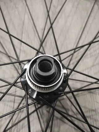 Rueda delantera Massi Blackgold3