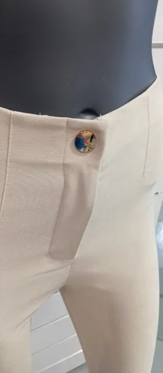 Pantalón Zara Beige Talla S